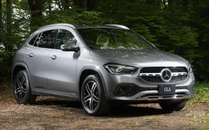 Mercedes-Benz GLA200d 4Matic Progressive Line